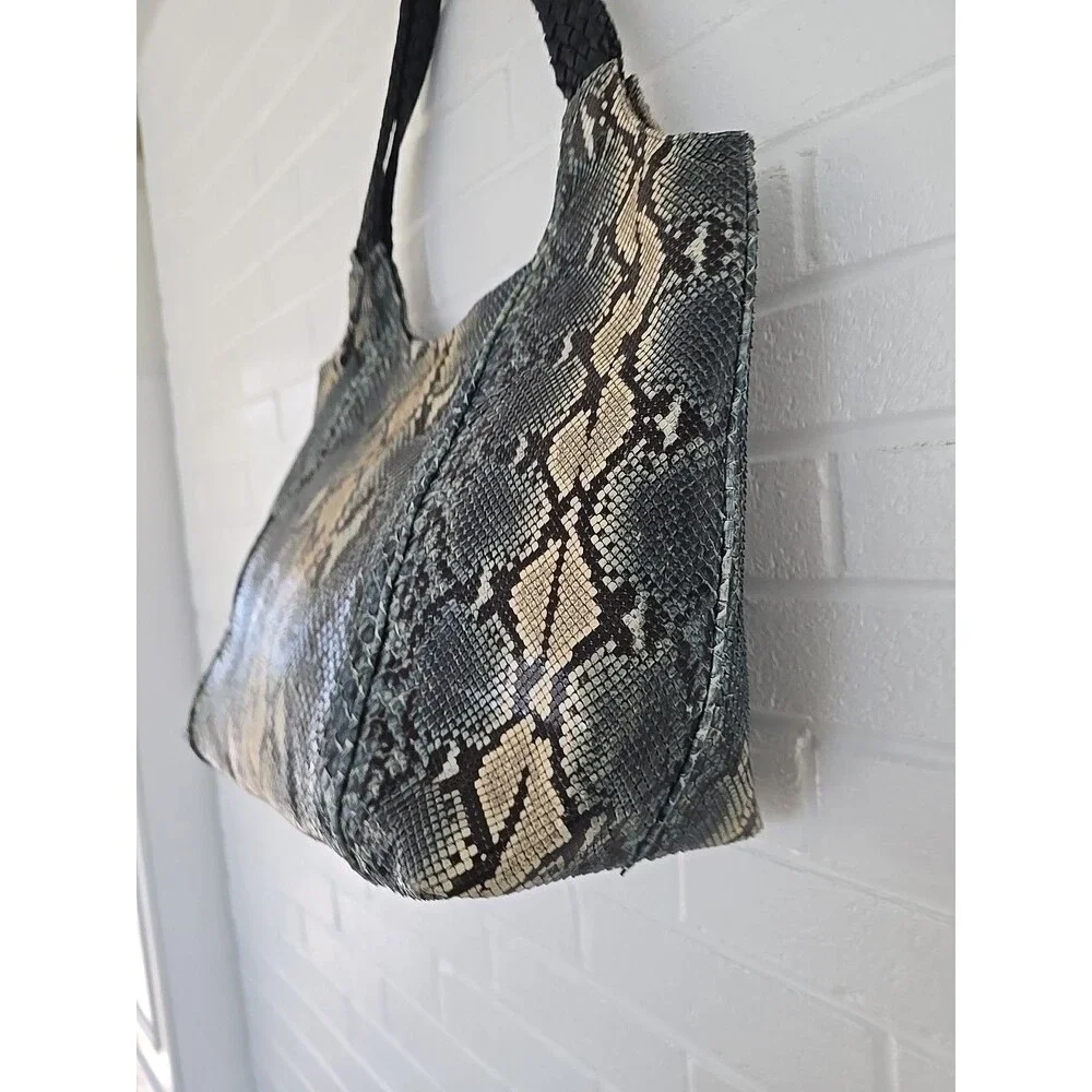 Cashhimi snakeskin shoulder